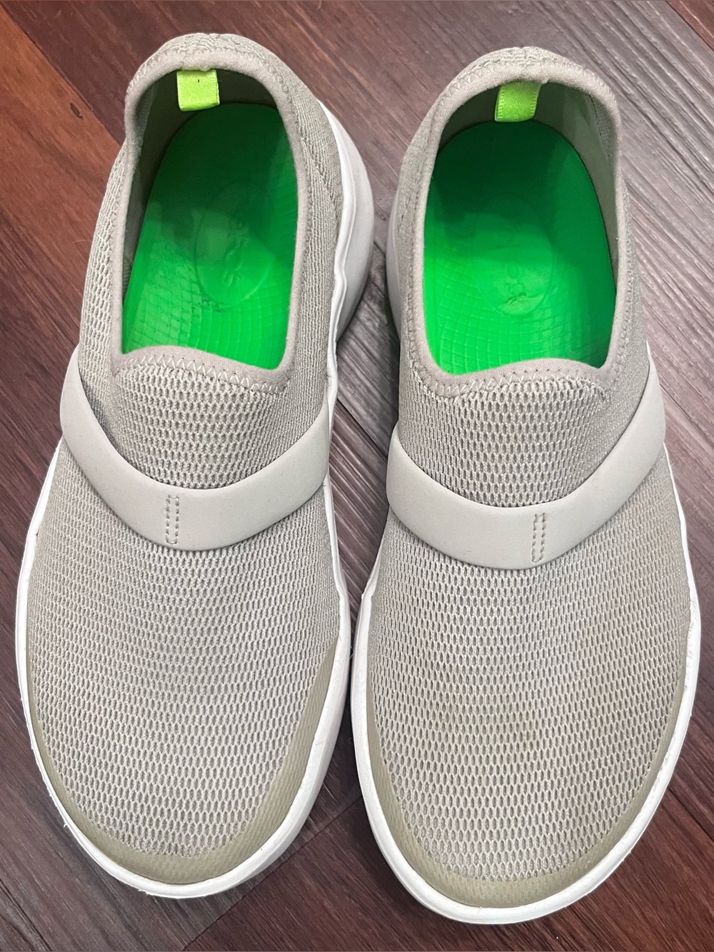 OOFOS 00mg Woman's Sneakers recovery shoes size 7